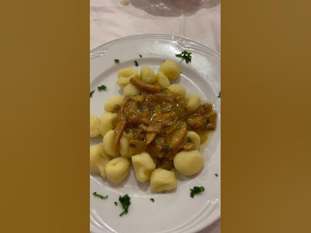 'Video thumbnail for PORCINI TIME!! Gnocchi di patate con porcini freschi! 馃構 #porcini #food #gnocchi'