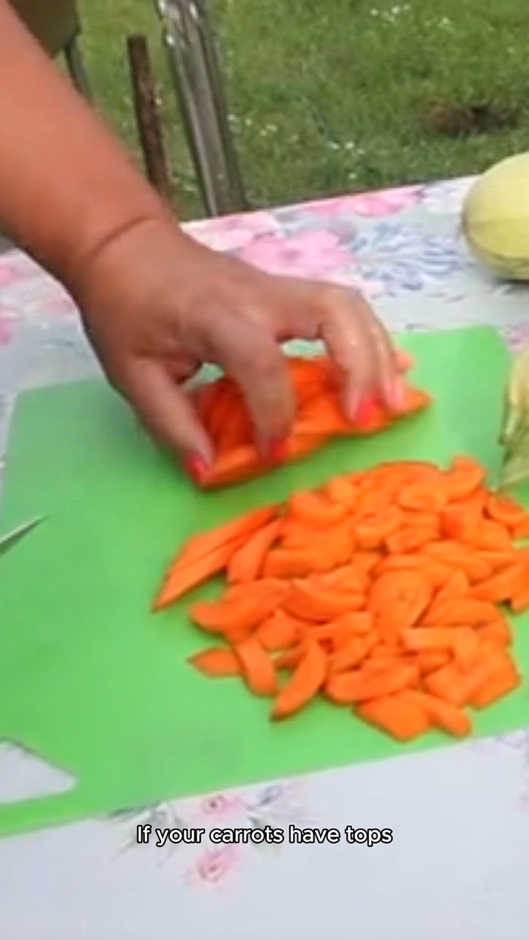 Video thumbnail for Roasted carrots recipe