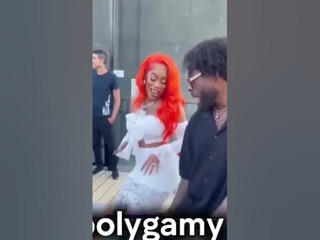 Video thumbnail for Akon’s wife filed for divorce 😳