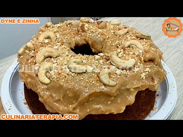 'Video thumbnail for Como Fazer Bolo de Castanha de Caju Caramelizada com Cobertura Cremosa'