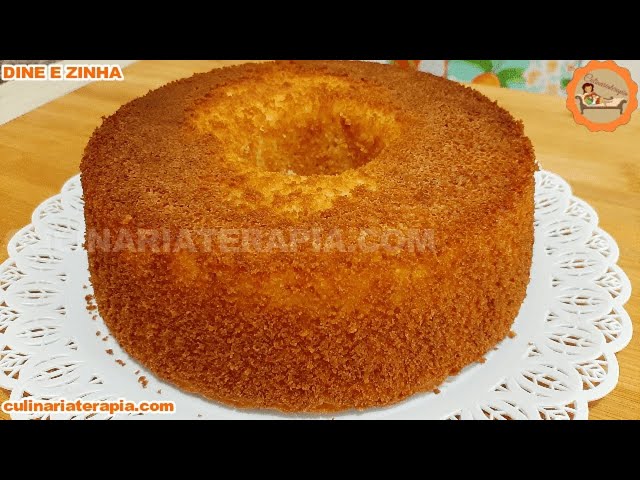 'Video thumbnail for A Receita Certa de Bolo Fofinho de Coco com Farinha de Arroz Sem Glúten e Sem Lactose'