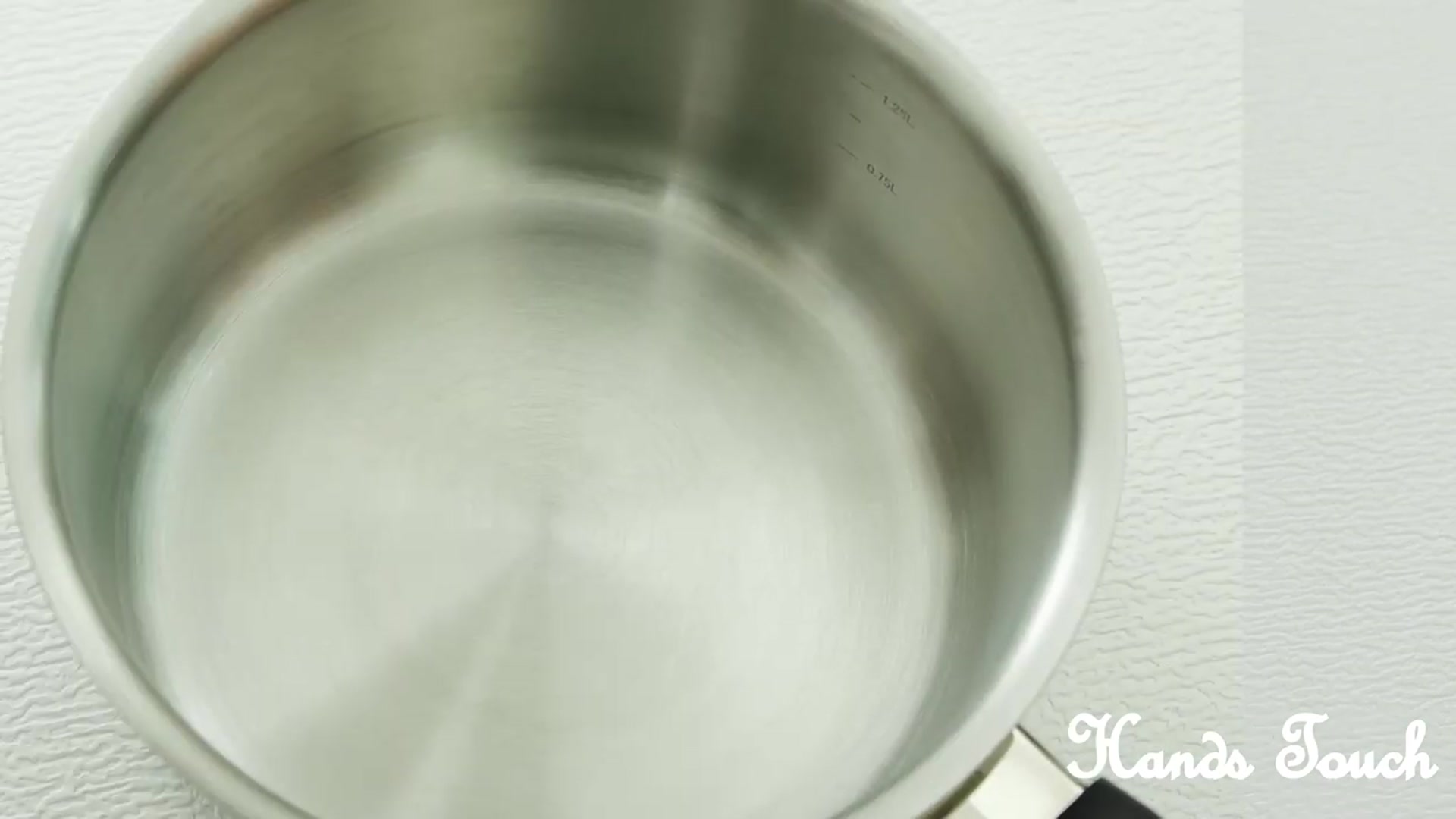 Video thumbnail for EASY NO-BAKE ORANGE JELLY DESSERT – SOFT _ SWEET ORANGE DESSERT RECIPE(720P_HD)