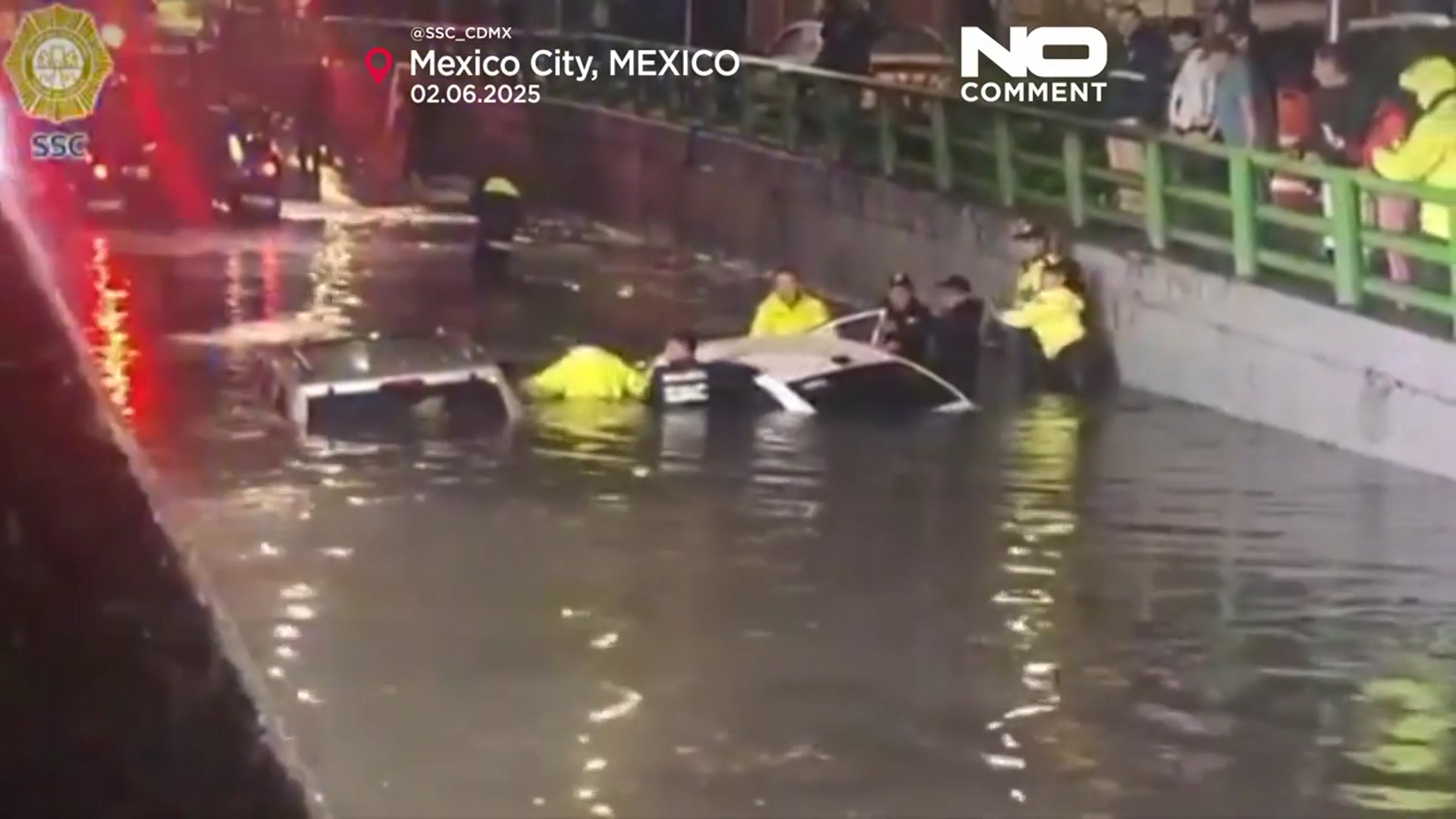 'Video thumbnail for Floodwaters trap vehicles after sudden downpour in Mexico City'
