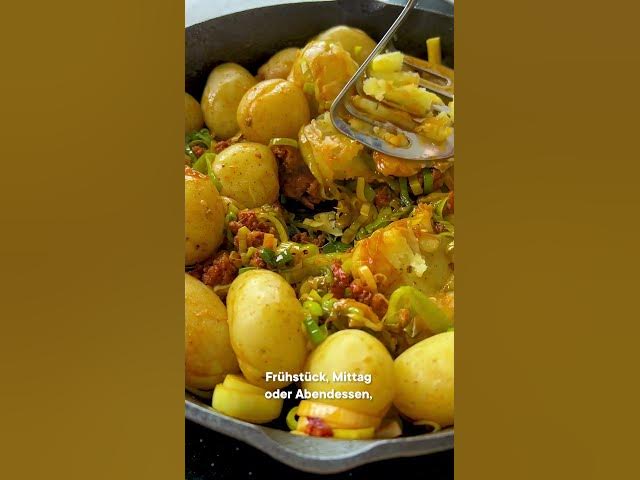 'Video thumbnail for Kartoffelpfanne mit Chorizo und Feta #rezept #shorts #kochen #yummy'