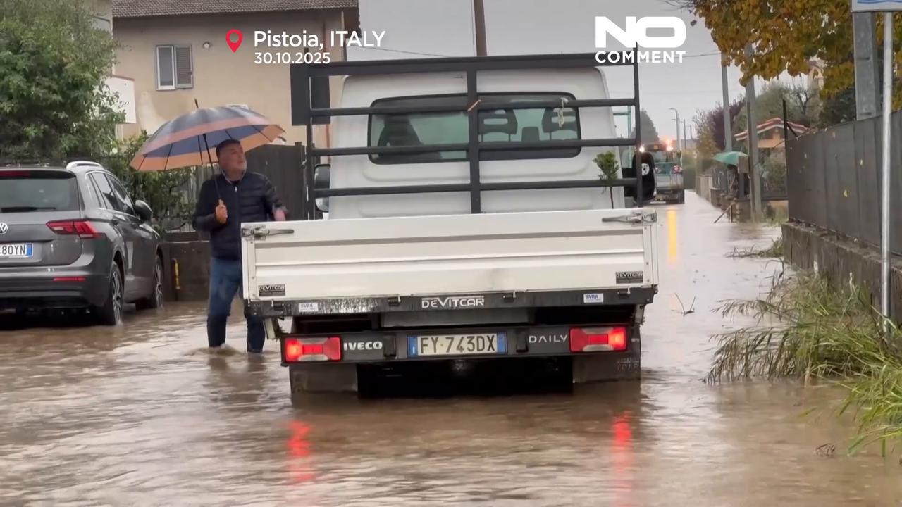 Video thumbnail for Heavy rains cause flooding in various parts of Tuscany
