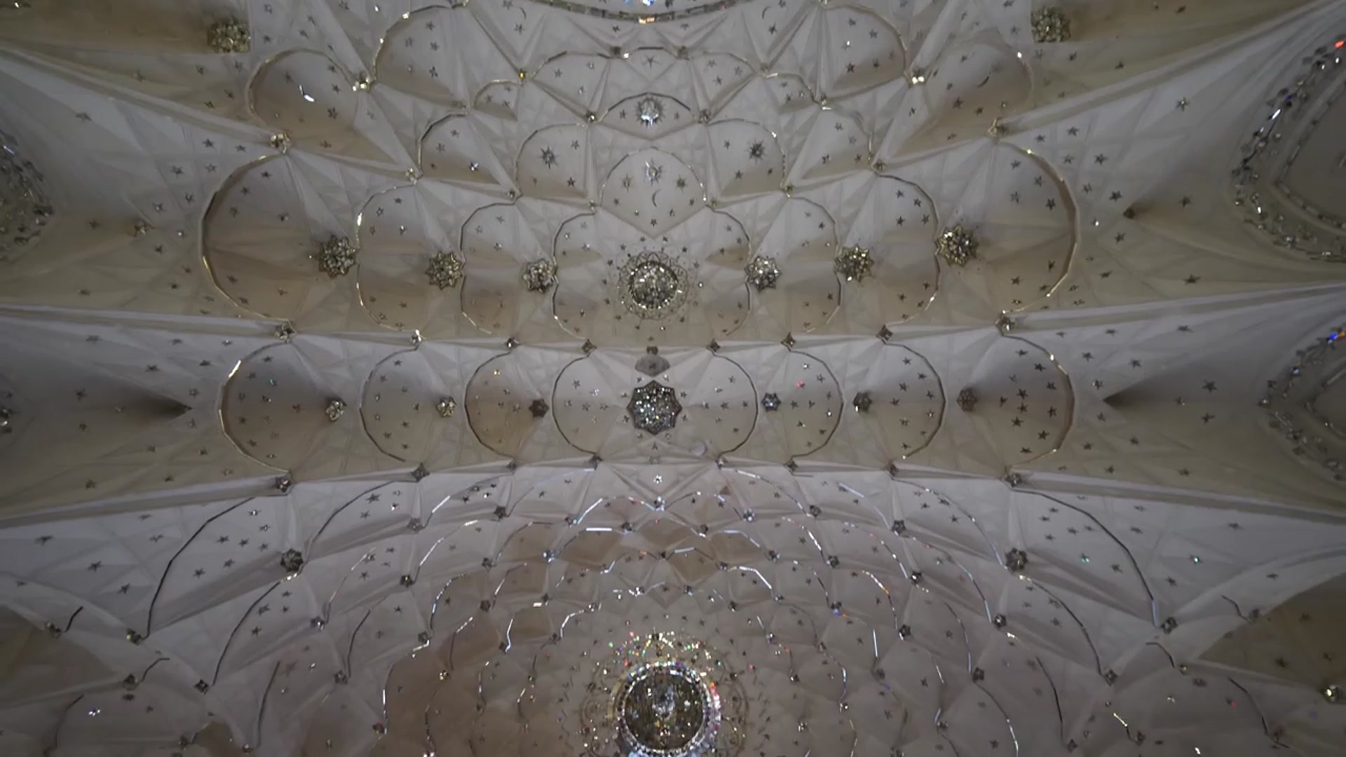'Video thumbnail for American Eats IRANIAN FOOD in MIRROR PALACE!! 7 Nuts Cake & Persian Roses in Kashan, Iran!!'