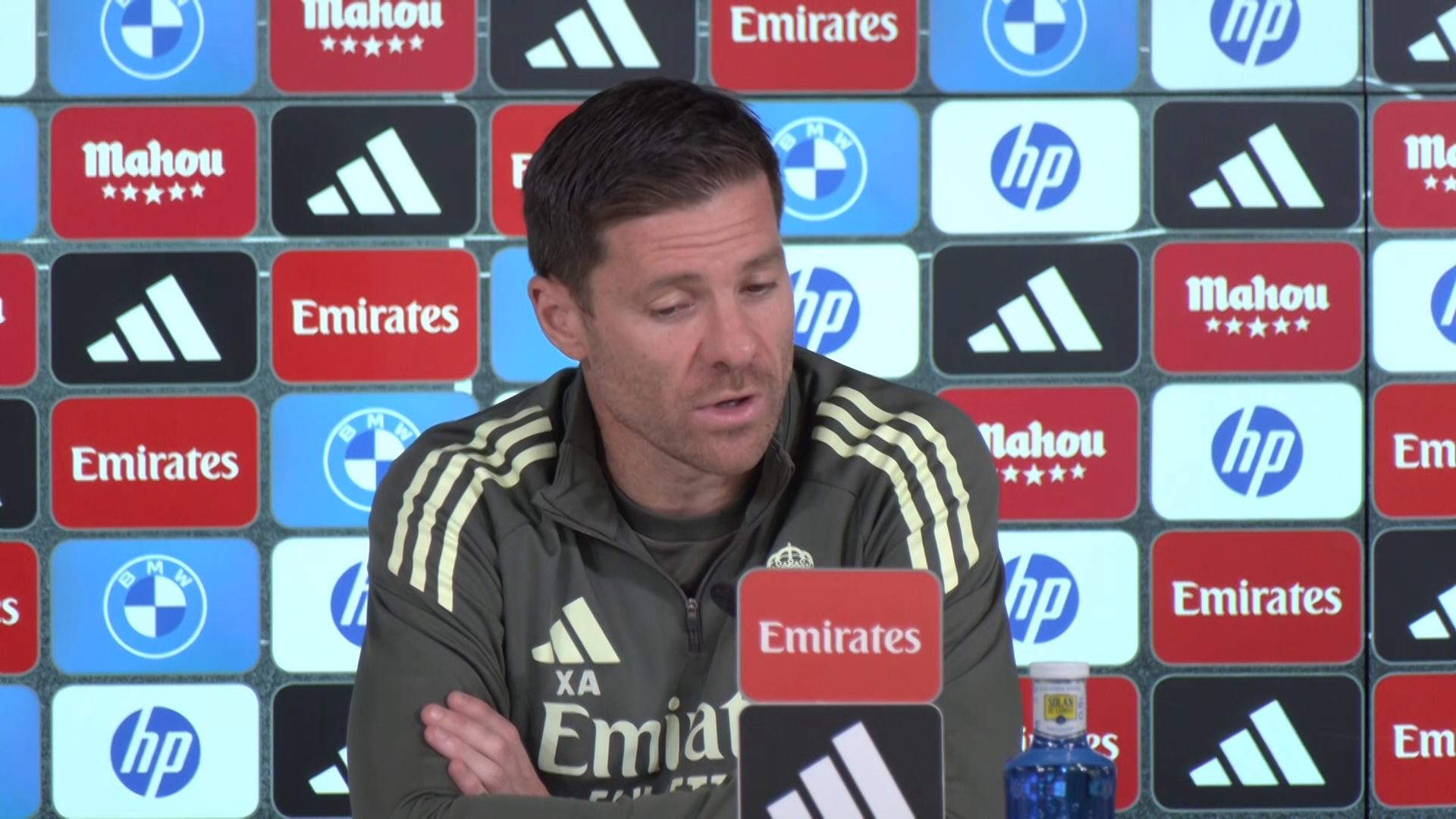 Video thumbnail for 'I'm very happy with them' - Alonso plays down Bale concerns over players' egos