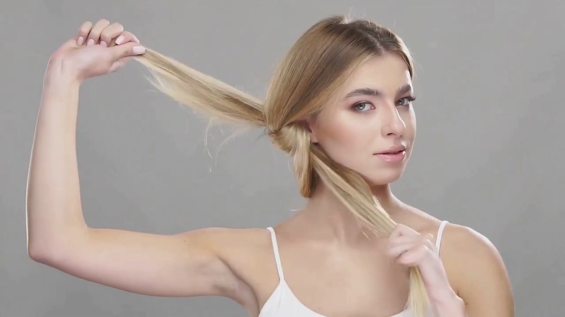 Video thumbnail for Mastering Hair Extensions; 20 Essential Styling Tips You Need (720p 30fps)