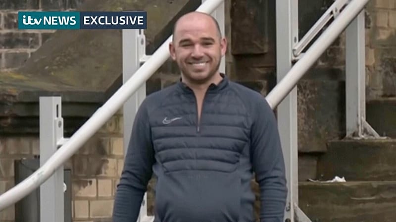 Video thumbnail for Man mistakenly freed from London prison turns himself in