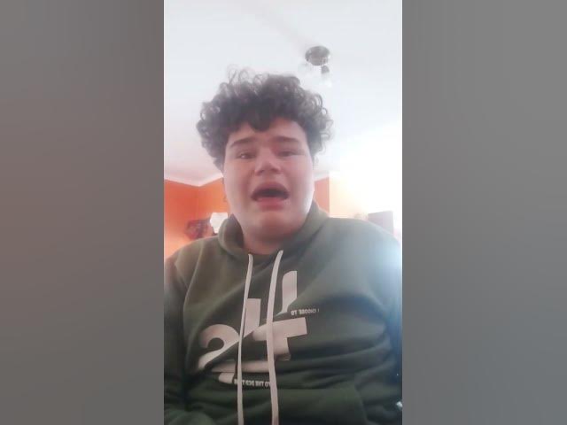 Video thumbnail for Halle Bailey Defiende a Rachel Zegler pero Rachel Llora por la crítica de Blancanieves