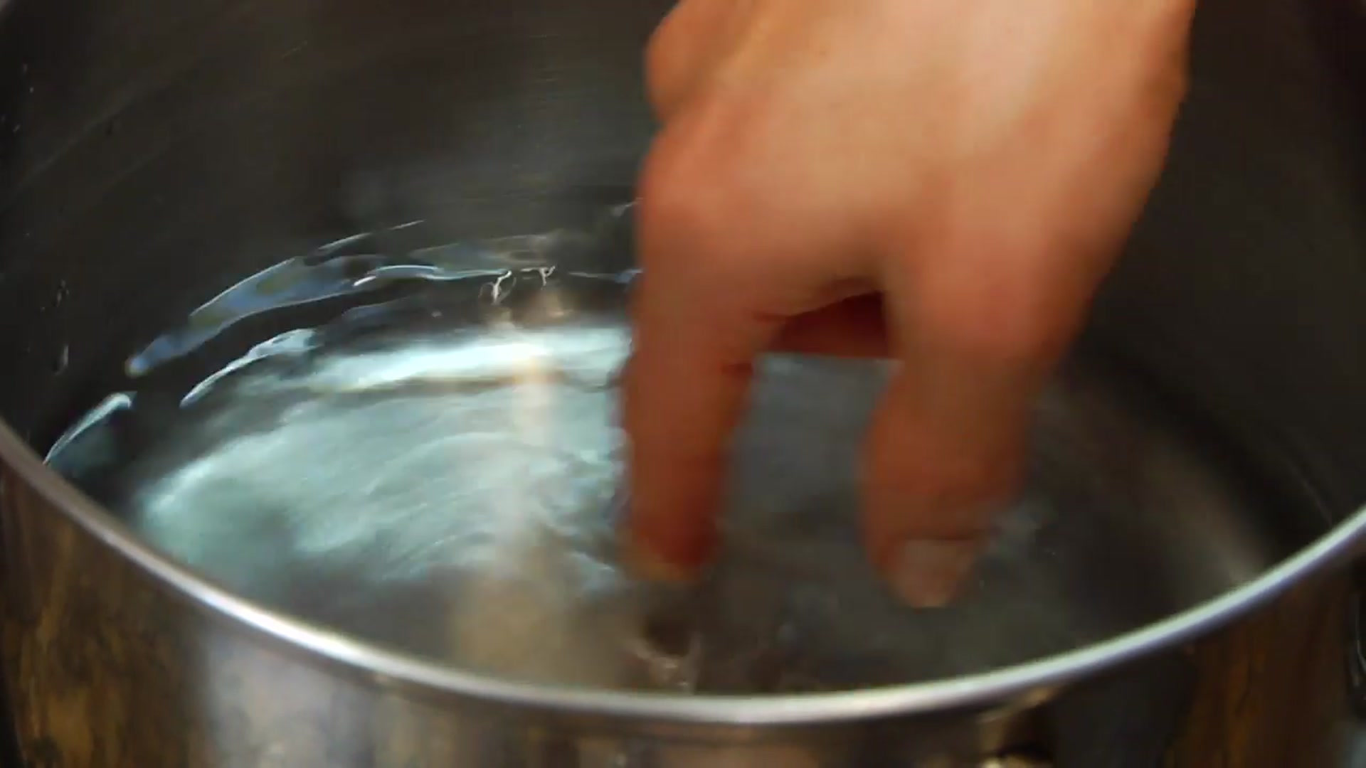 Video thumbnail for 42.Chocolate Covered Pomegranate Drops - A Clean & Delicious® Holiday Recipe (720p 30fps)