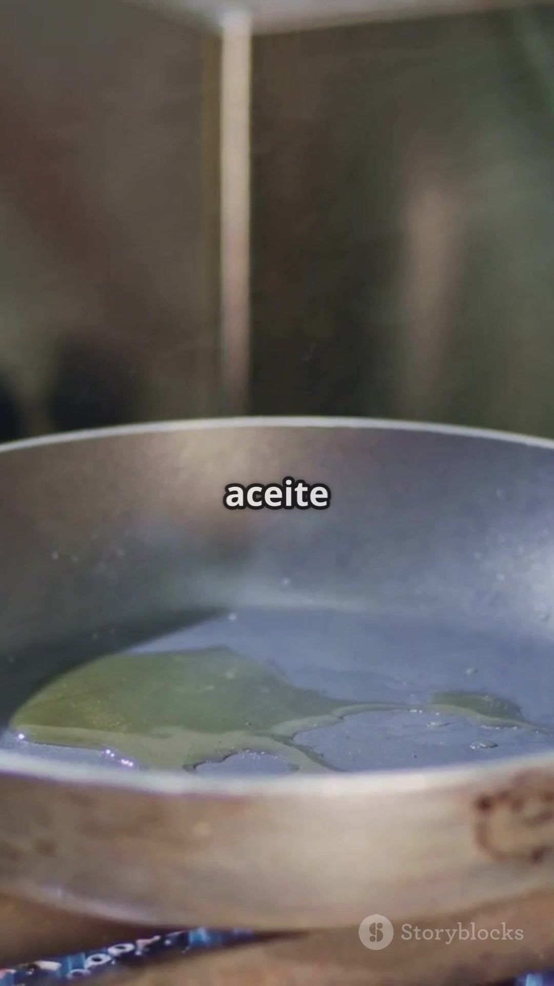 Video thumbnail for Chips de Salvia Crujientes con Cerveza – Receta Gourmet Fácil2025-06-02