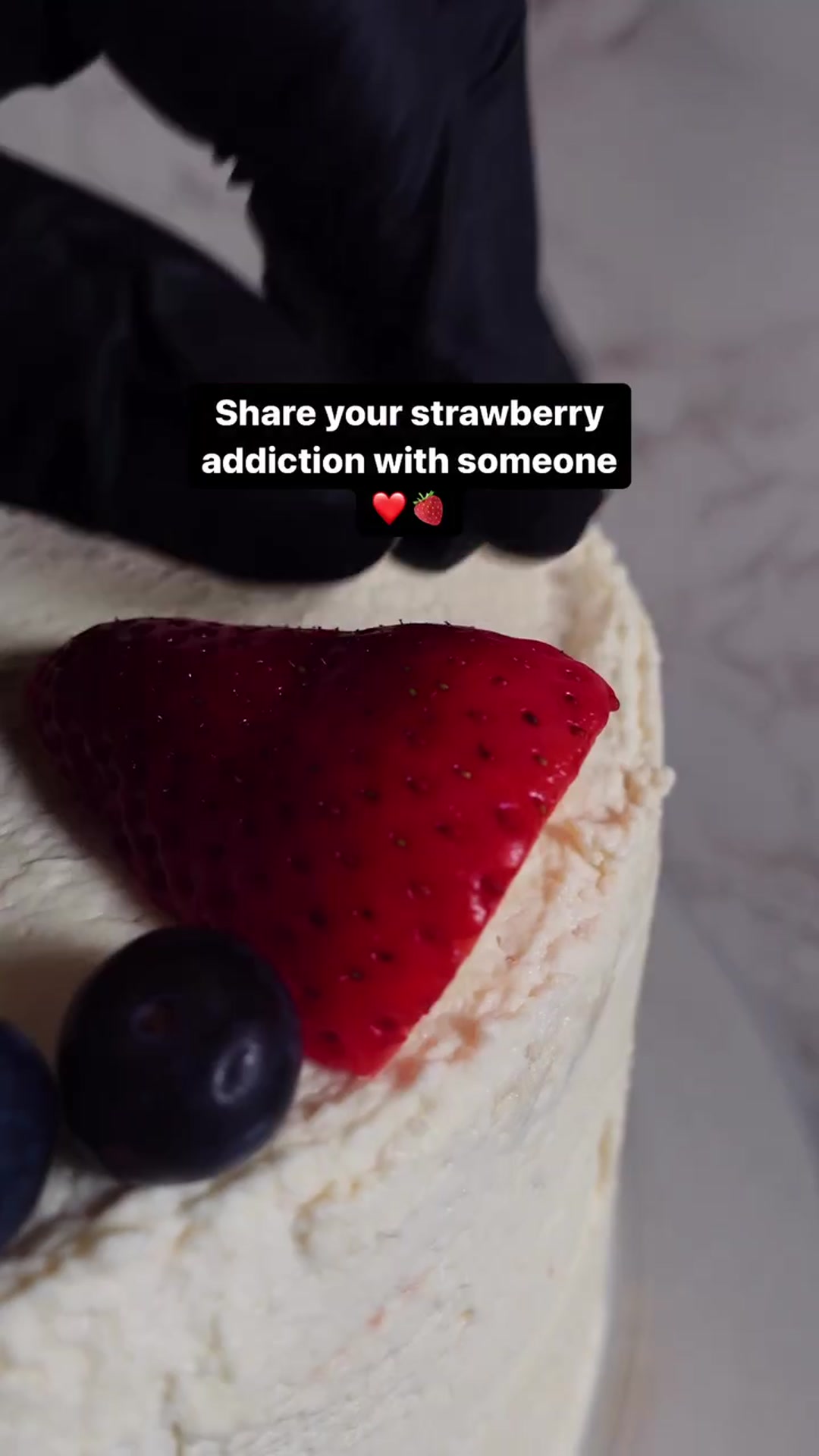 Video thumbnail for STRAWBERRY SHORTCAKE CAKE