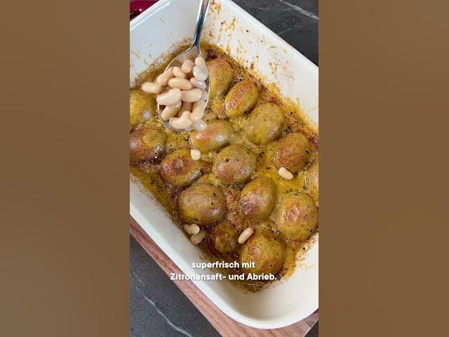 'Video thumbnail for CRISPY Parmesan-Kartoffeln 🤩 #shorts'