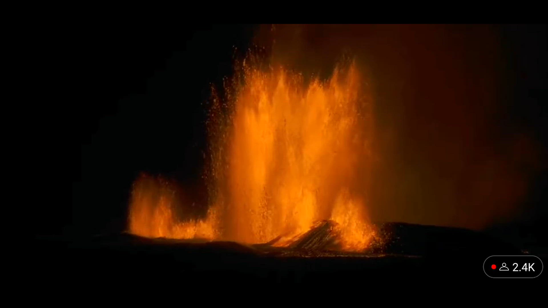 Video thumbnail for Volcano erupts near Grindavík in Iceland