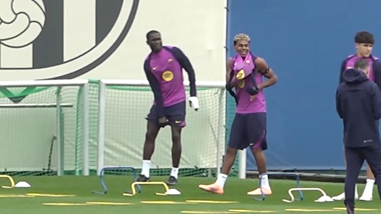 Video thumbnail for Barcelona prepare for Celta Vigo as they look to close the gap on Real