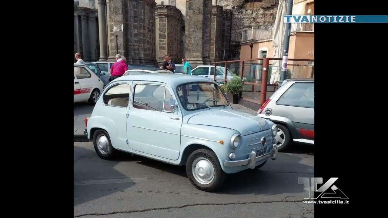 'Video thumbnail for Adrano. Domenica in piazza Umberto con raduno di auto storiche'
