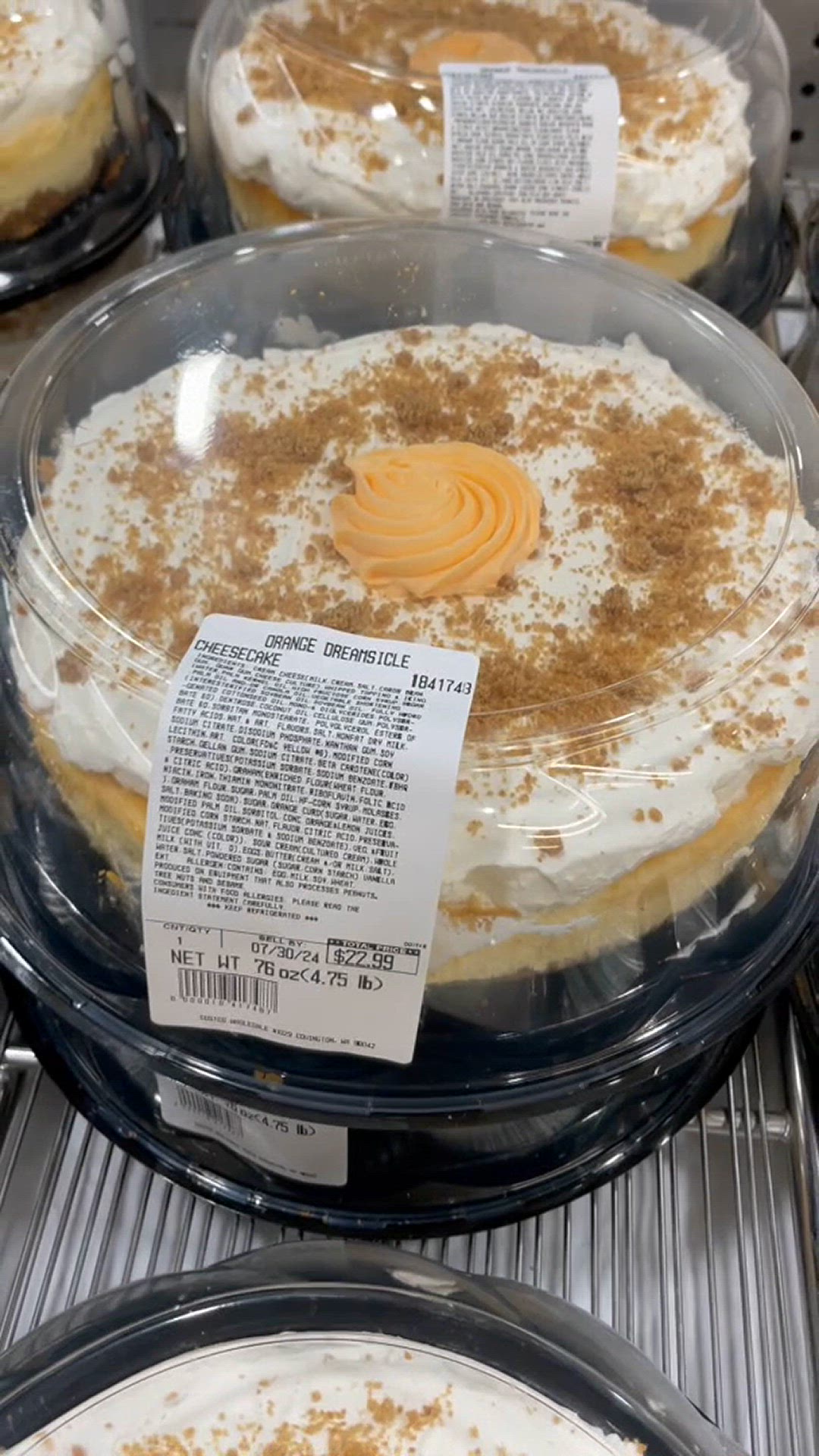 'Video thumbnail for Orange Dreamsicle Cheesecake at Costco'