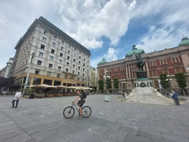 Video thumbnail for Republic Square (Belgrade) 360 View
