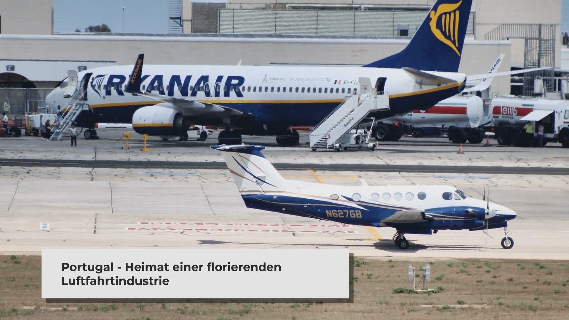 Playlist thumbnail for Flughäfen der Welt