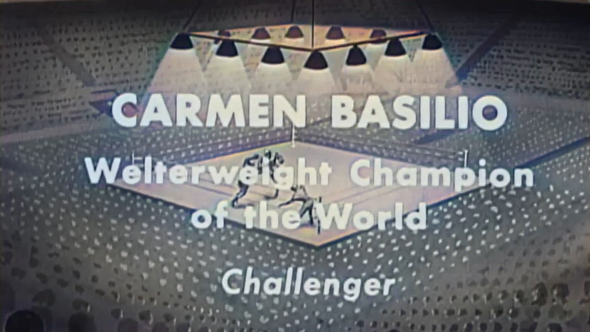'Video thumbnail for Sugar Ray Robinson vs Carmen Basilio I HD - 1957 Colorized! (with synced audio)'