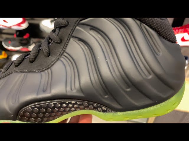 Video thumbnail for 🔥 Built Like a Tank! Nike Air Foamposite One Black Volt Quick Look 🔥