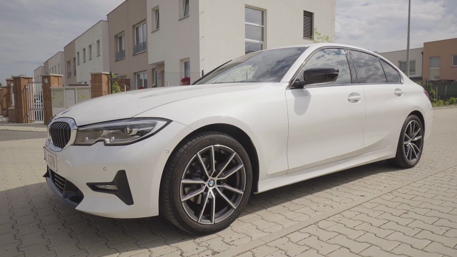 'Video thumbnail for 2024 BMW 3 Series: Exploring Specs, Features, and Pricing'