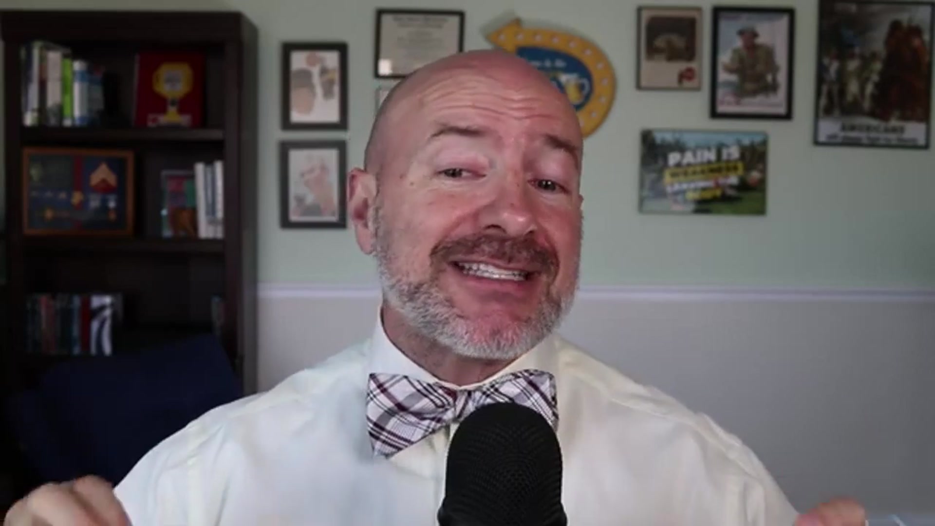 'Video thumbnail for Joseph Hogue: amazon stock analysis: $3 trillion price target? potential 110% upside!'