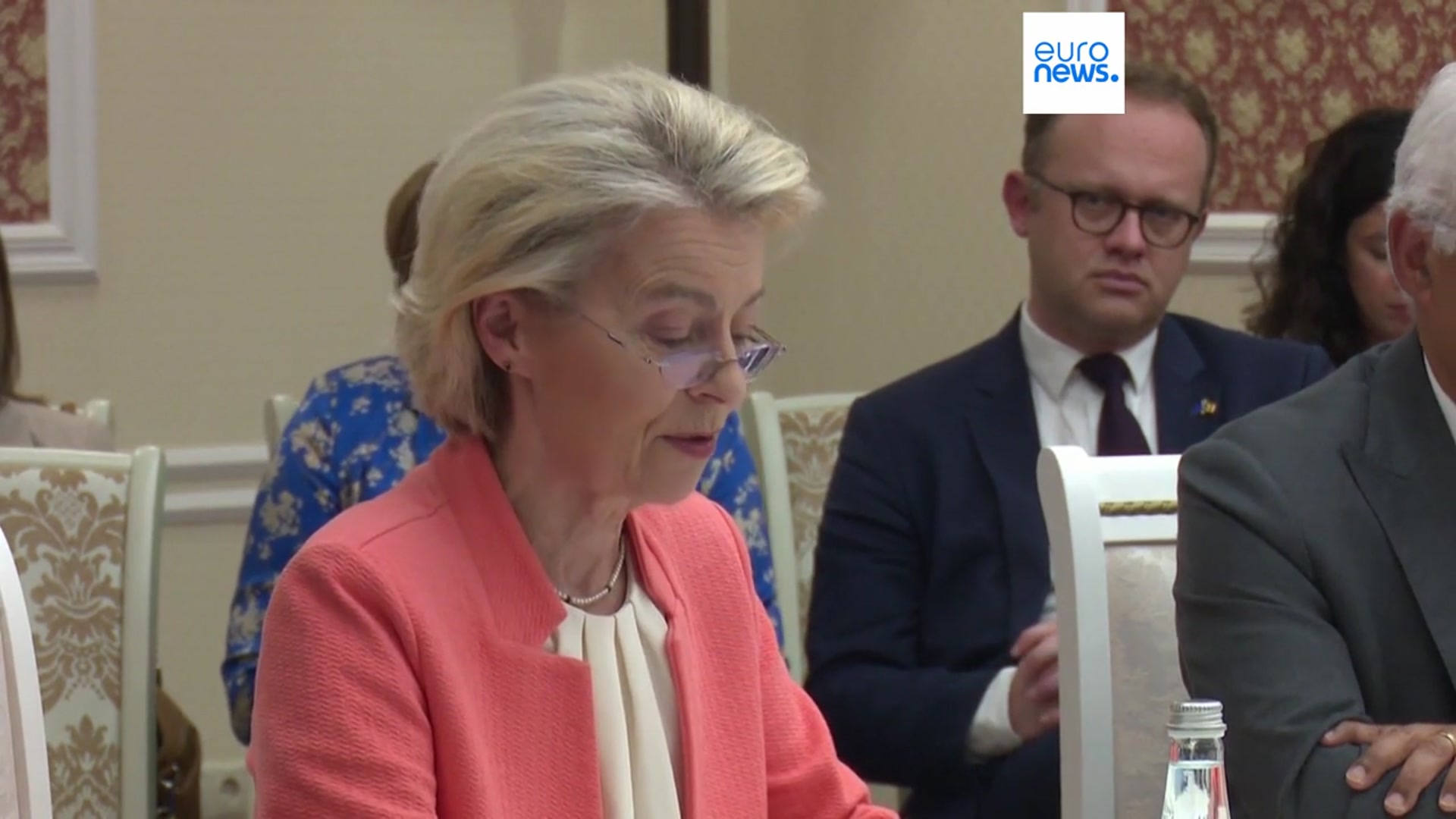'Video thumbnail for EU leaders renew backing for Moldova’s EU membership ambitions at landmark summit'