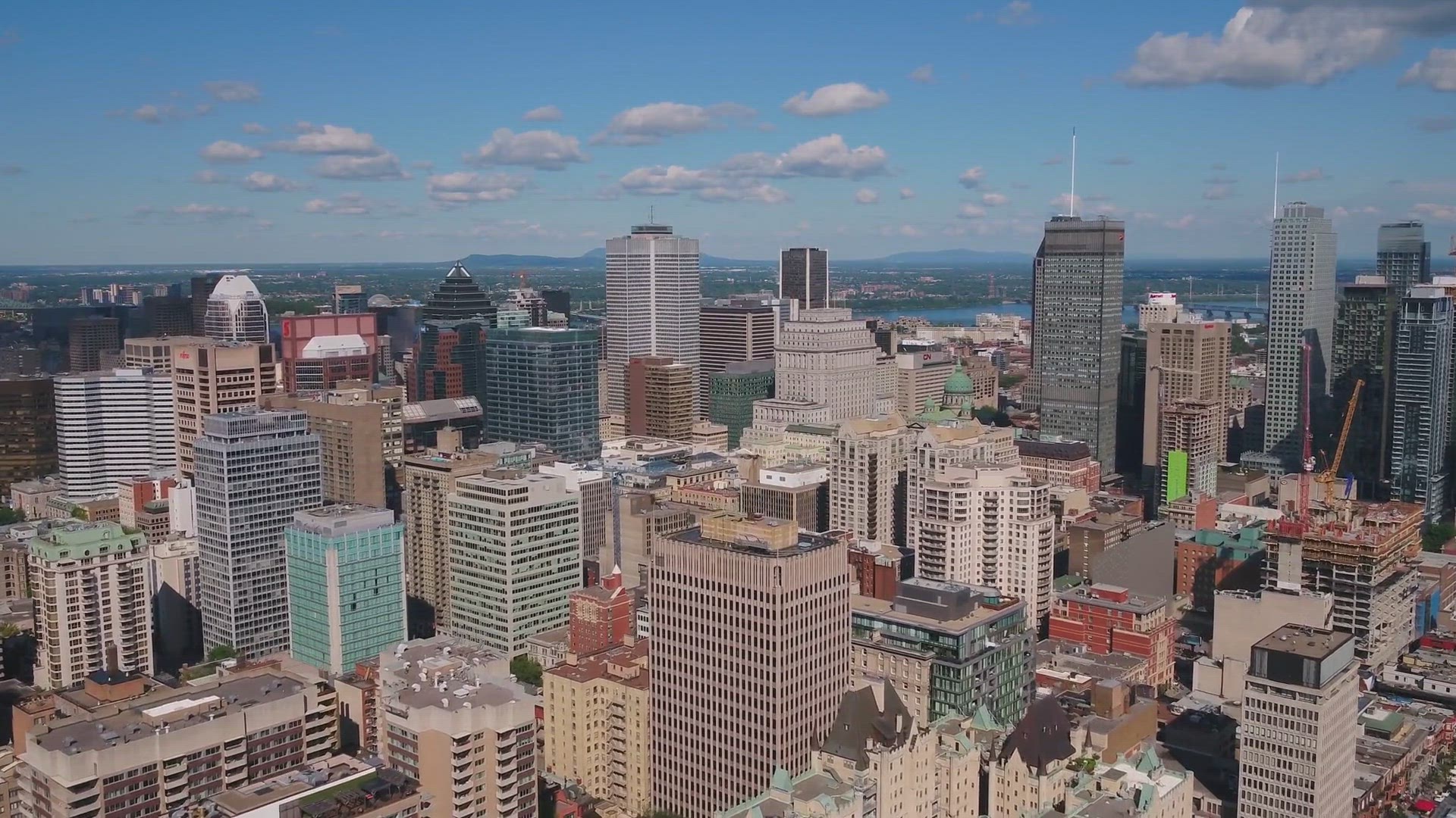 'Video thumbnail for Exploring Montreal's Climate: From Frosty Winters to Sunny Summers'
