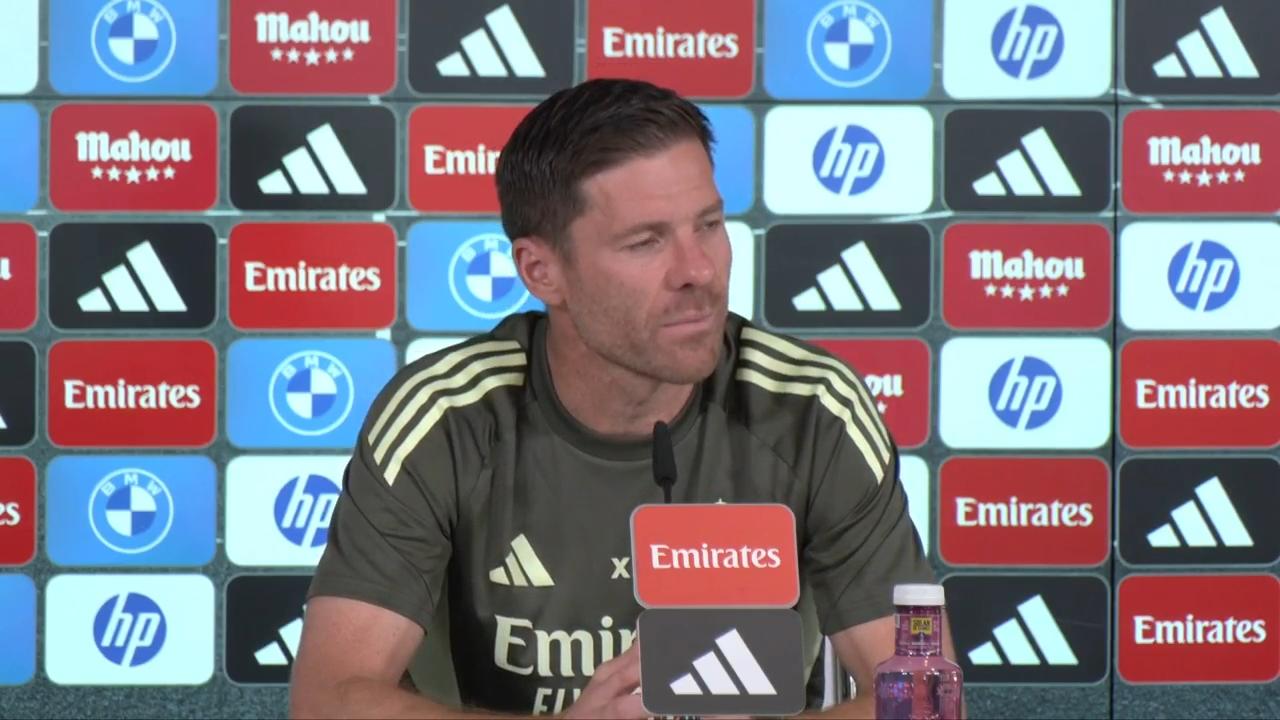 Video thumbnail for 'They need to live with it' - Xabi Alonso on Valverde and Vinicius being left out