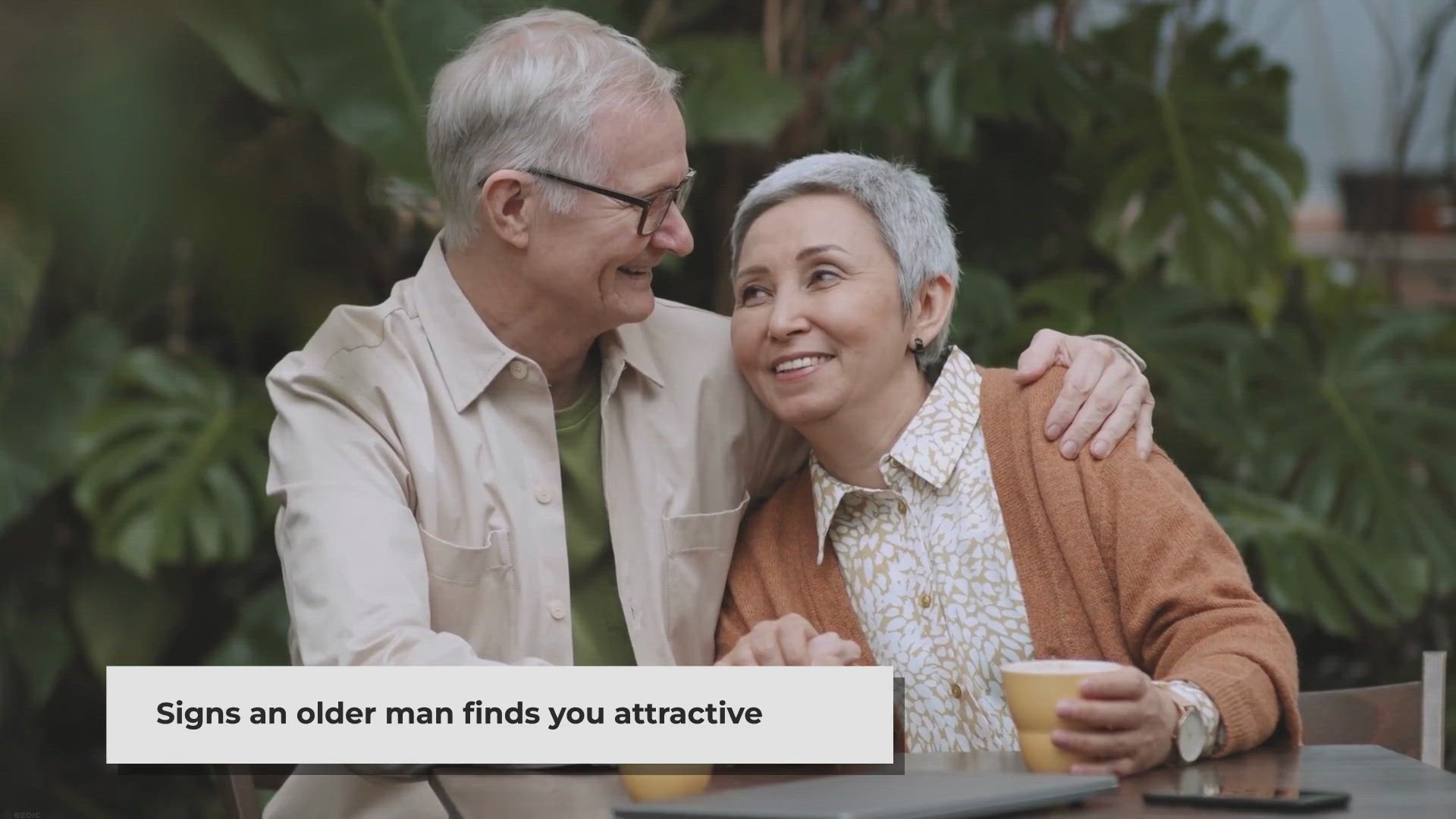 Video thumbnail for 15 signs an older man finds you attractive