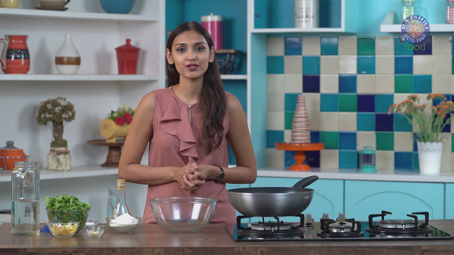 Video thumbnail for Spinach & Cheese Samosas | Quick and Easy Spinach & Cheese Corn Mini Samosas Recipe