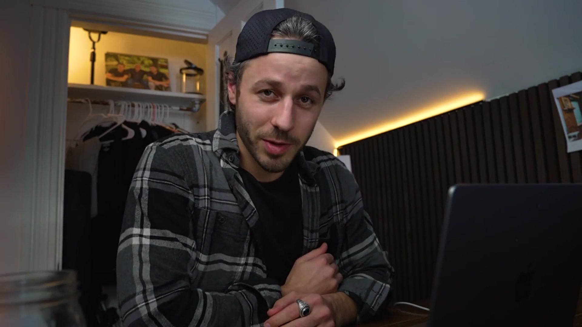'Video thumbnail for gabe bult: minimalist's no-buy list: things i refuse to buy'