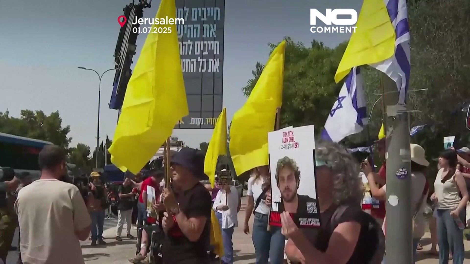 'Video thumbnail for Families of hostages call for deal as pressure grows on Israeli government'