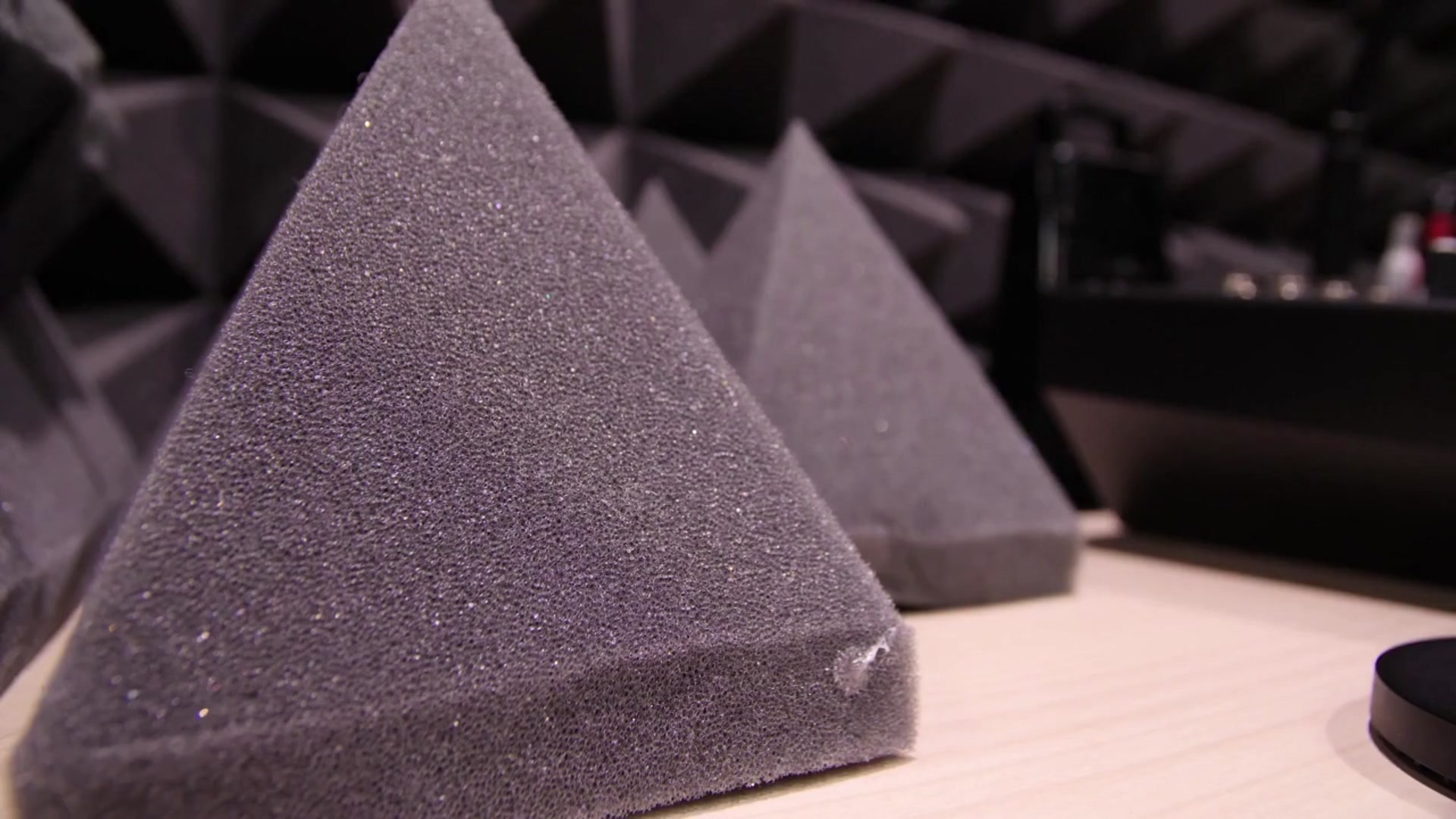 Video thumbnail for DIY Soundproofing Walls