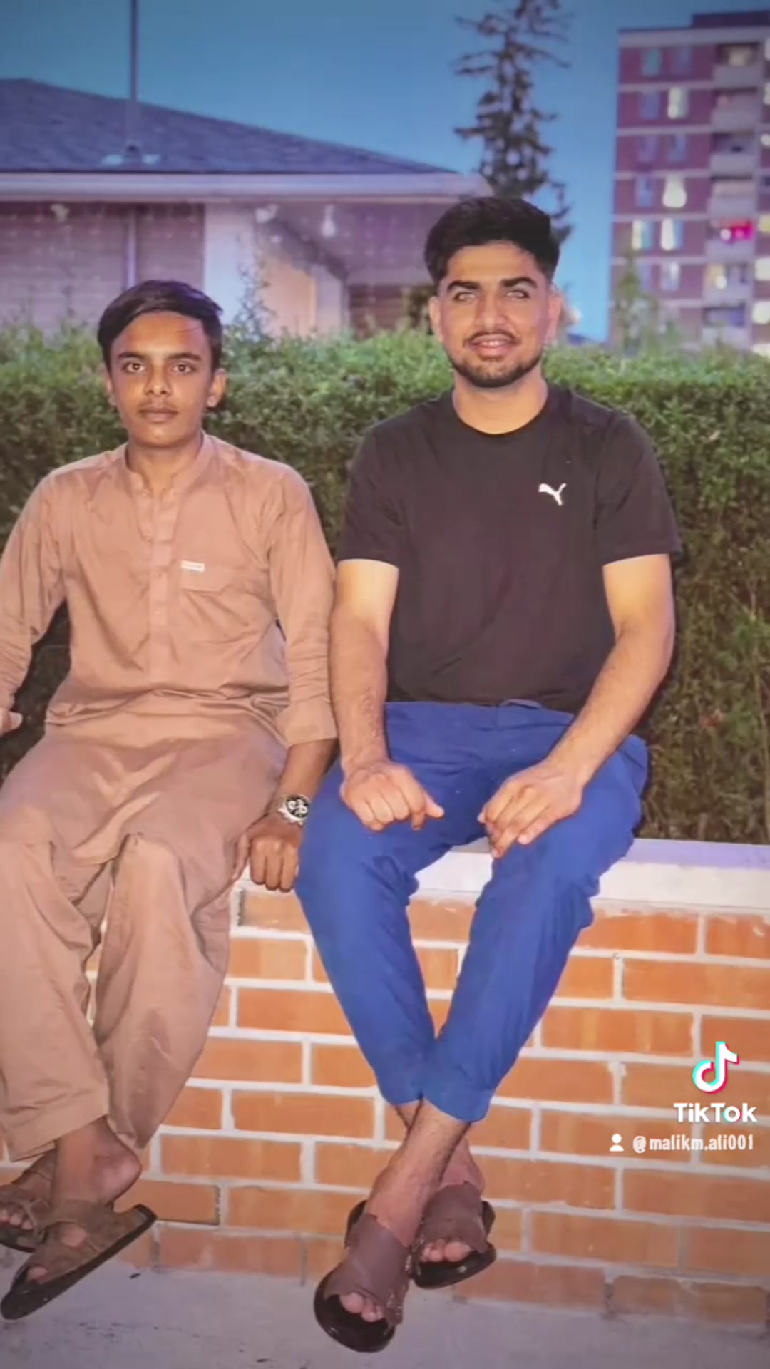 Video thumbnail for 1000002281