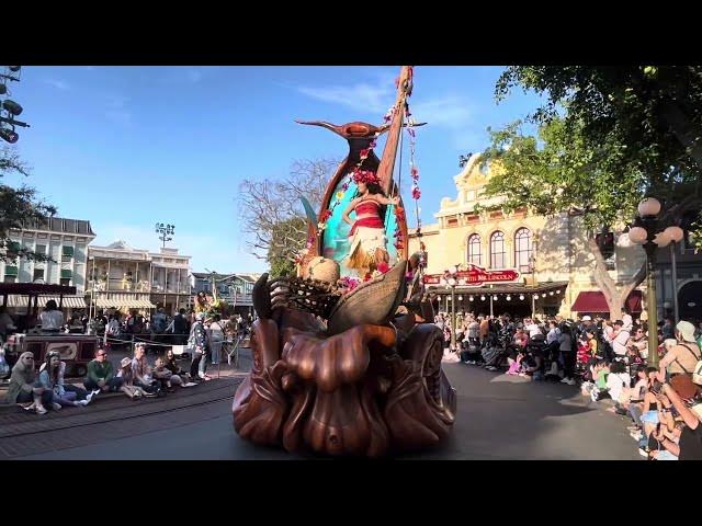 'Video thumbnail for Disneyland Magic Happens with a Music Twist 🪄 #disneyland #disneyparade #disney'