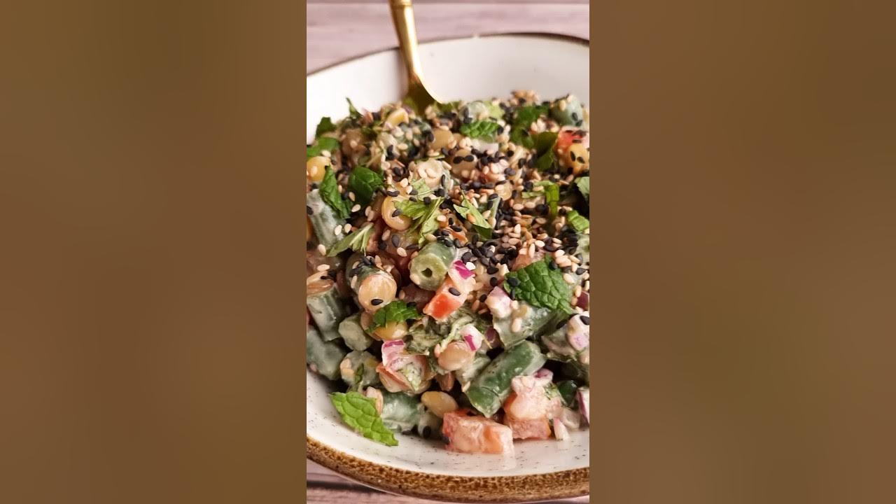 'Video thumbnail for Salada de lentilha super refrescante e saudável'