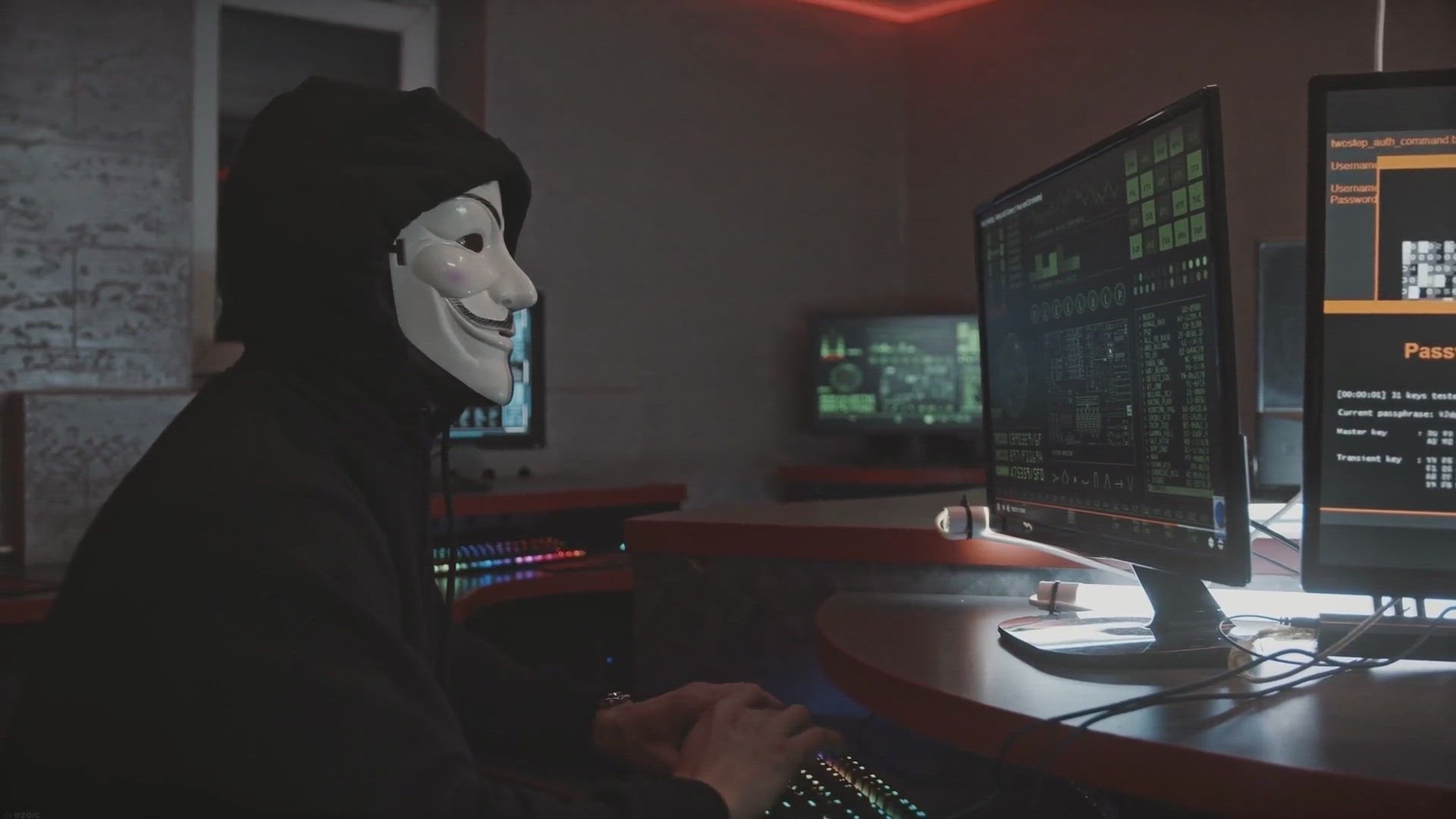 'Video thumbnail for How to Enable Defender Antivirus Periodic Scanning on Windows 11 or 10?'