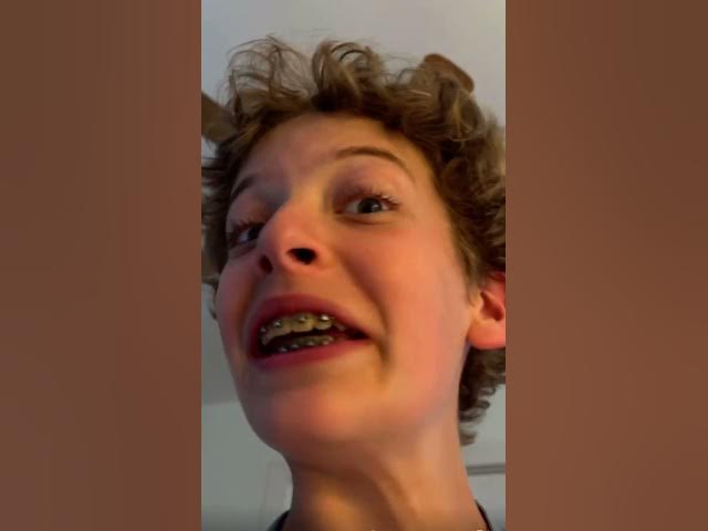 Video thumbnail for Blowing up a balloon  with different amounts of blows