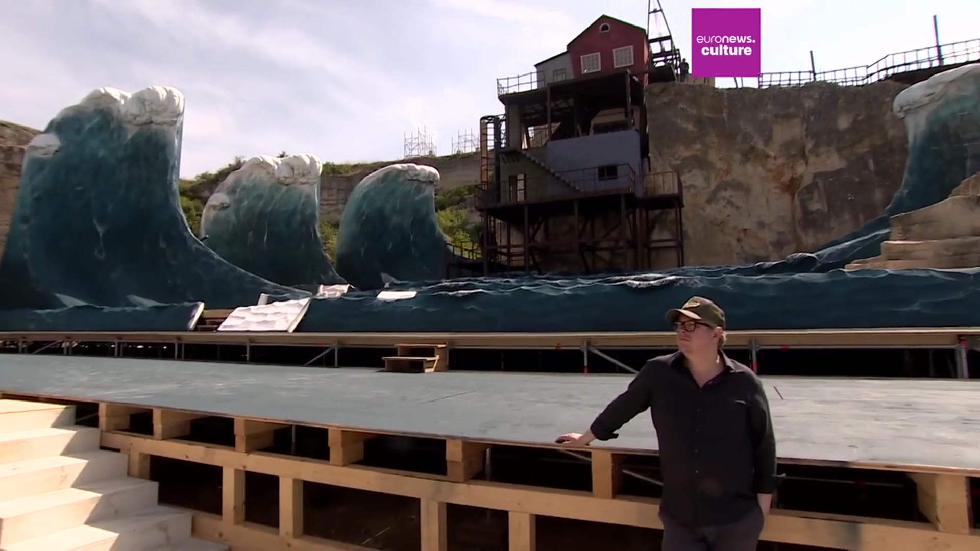 'Video thumbnail for Wagnermania: Flying Dutchman on a monumental set in a quarry in Austria'
