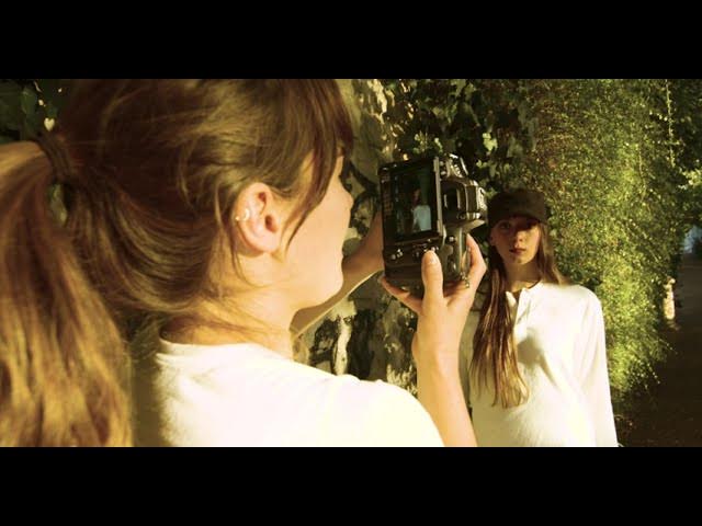 Video thumbnail for Shooting Portrait Photography in Paris With Sam Burke