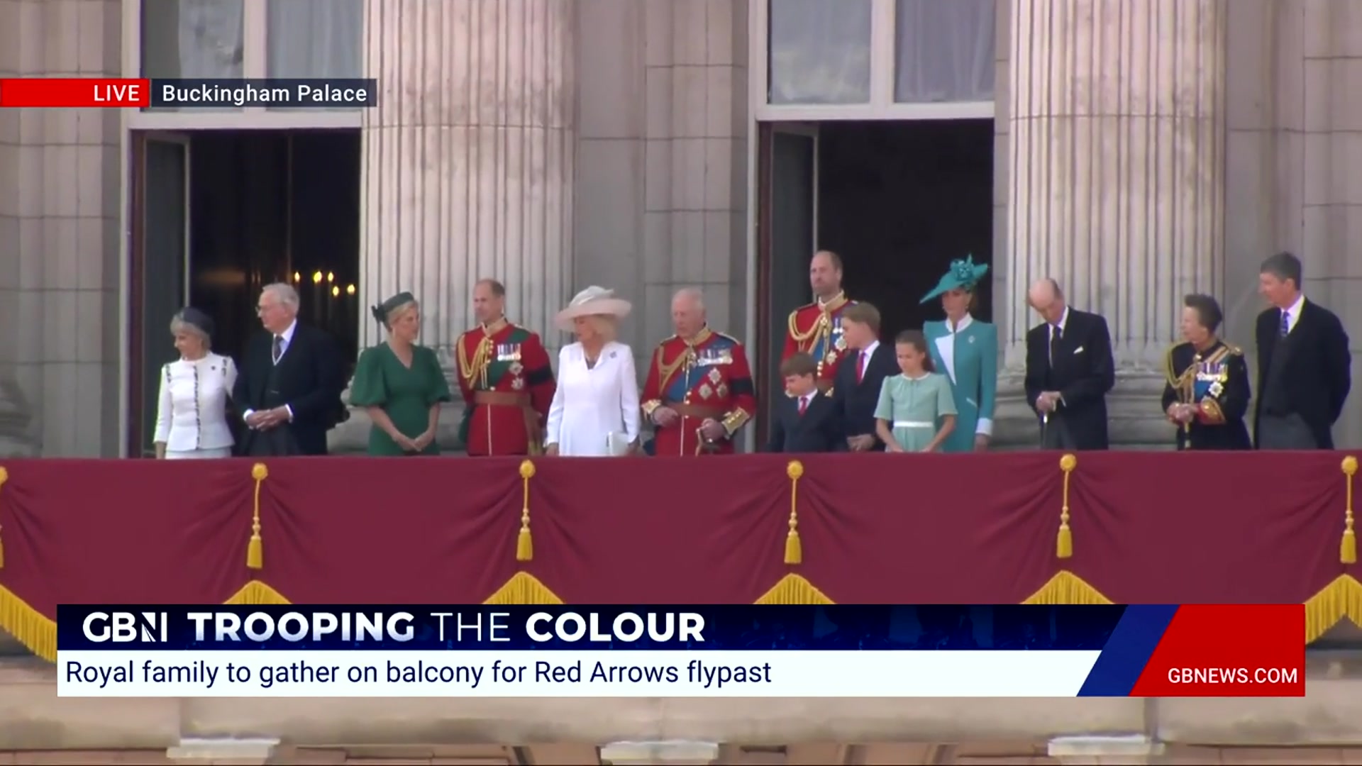 'Video thumbnail for WATCH: Royal Family steps out on Buckingham Palace balcony for RAF flypast'