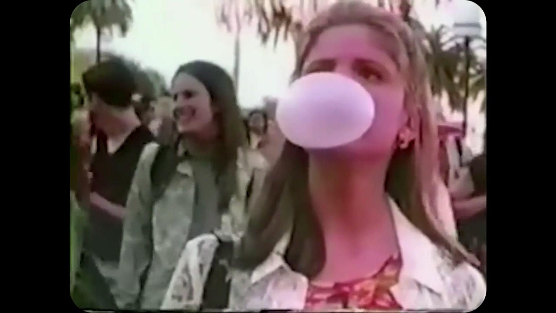 'Video thumbnail for Why The Very Strange Buffy The Vampire Pilot Nearly Killed The Show'