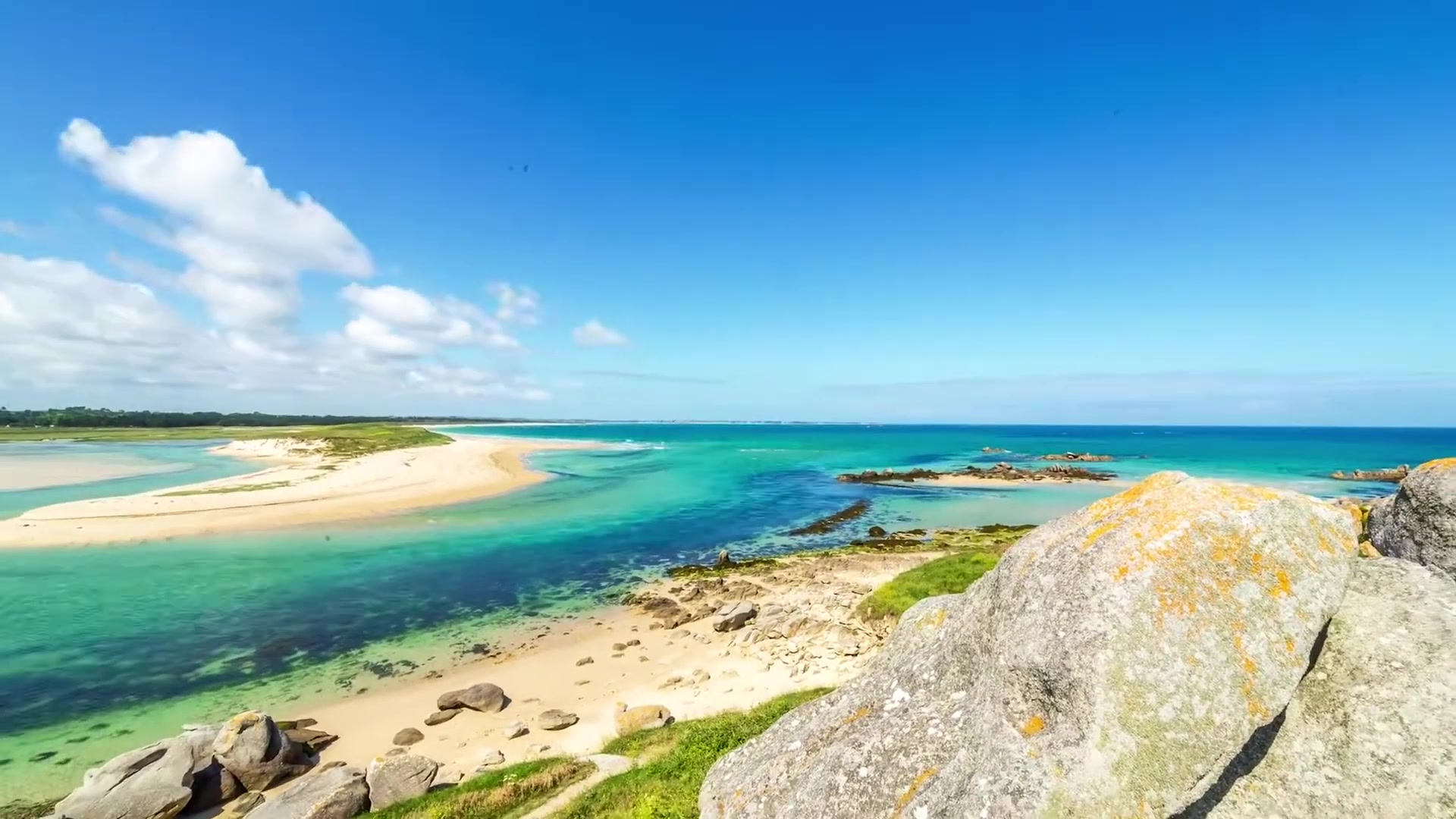 Video thumbnail for Top Things to Do in the Maldives | Paradise on Earth