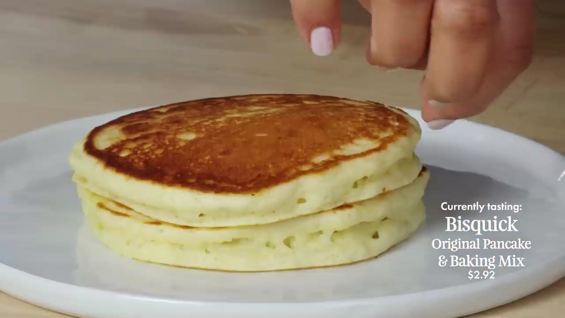 Video thumbnail for Pro Chefs Blind Taste Test Every Boxed Pancake Mix ¦ The Taste Panel ¦ Epicurious (720p 24fps)