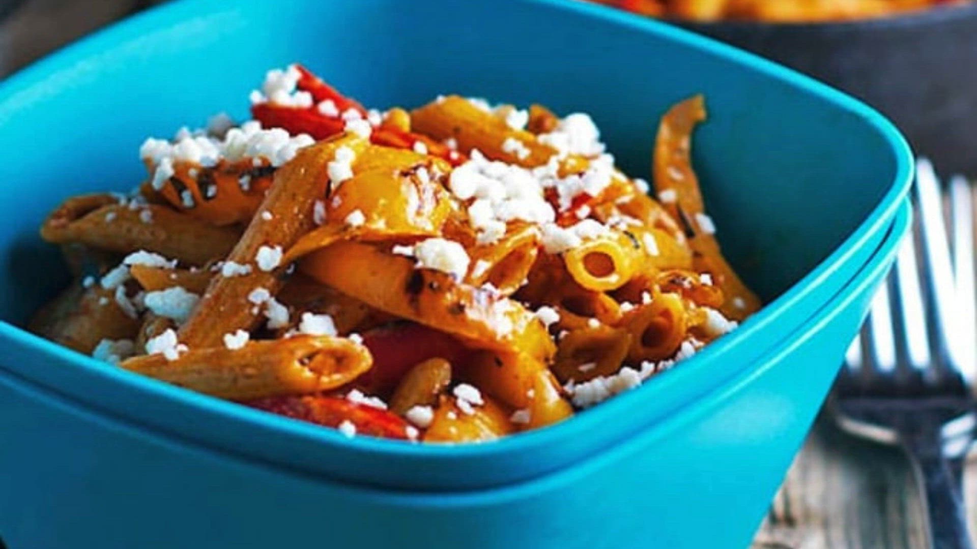 'Video thumbnail for Skinny Shrimp Fajita Pasta recipe'