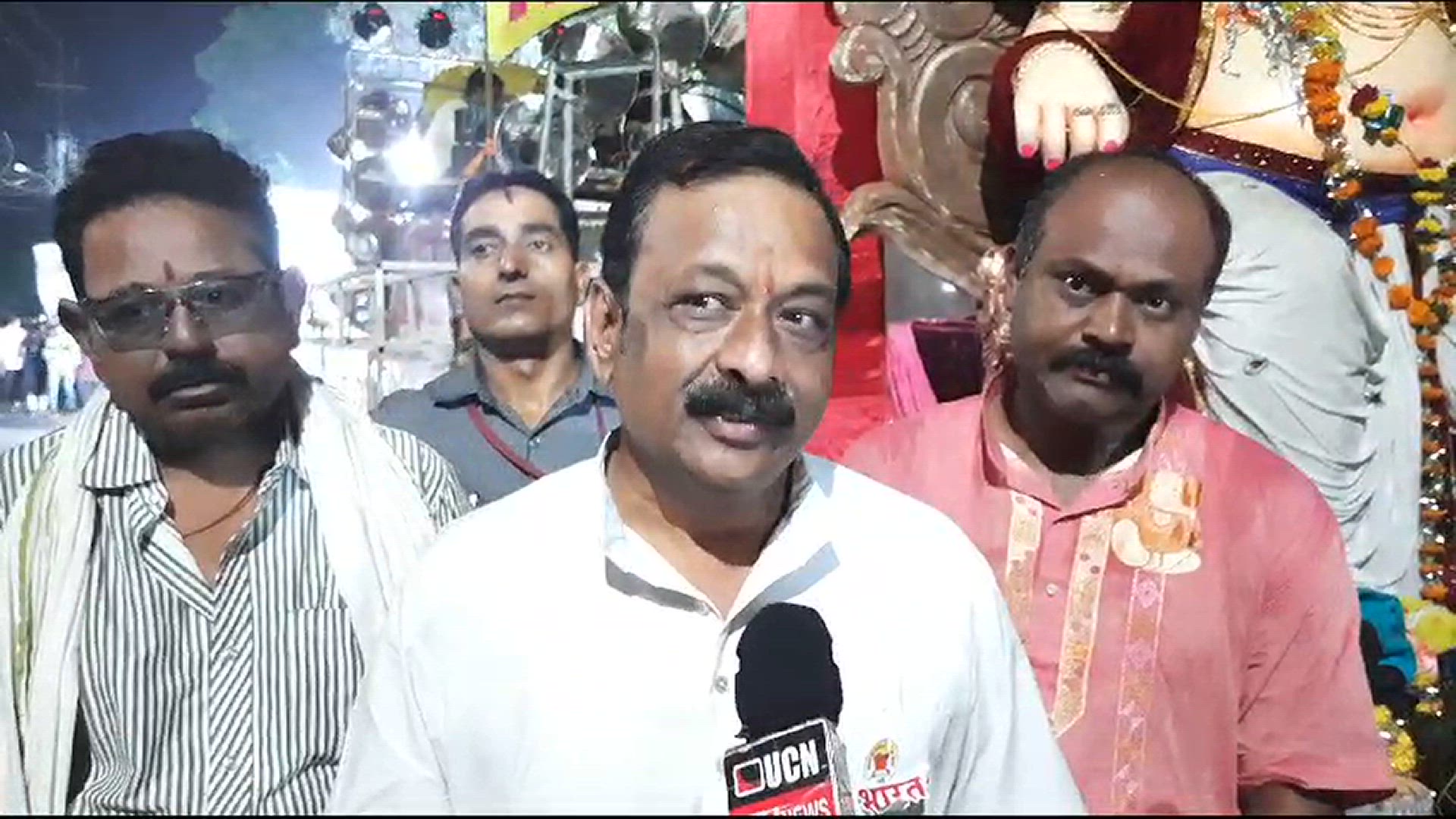 'Video thumbnail for विनय सक्सेना ने बताया कि भगवान गणेश विदाई हम सब बुझे मन से देते है'