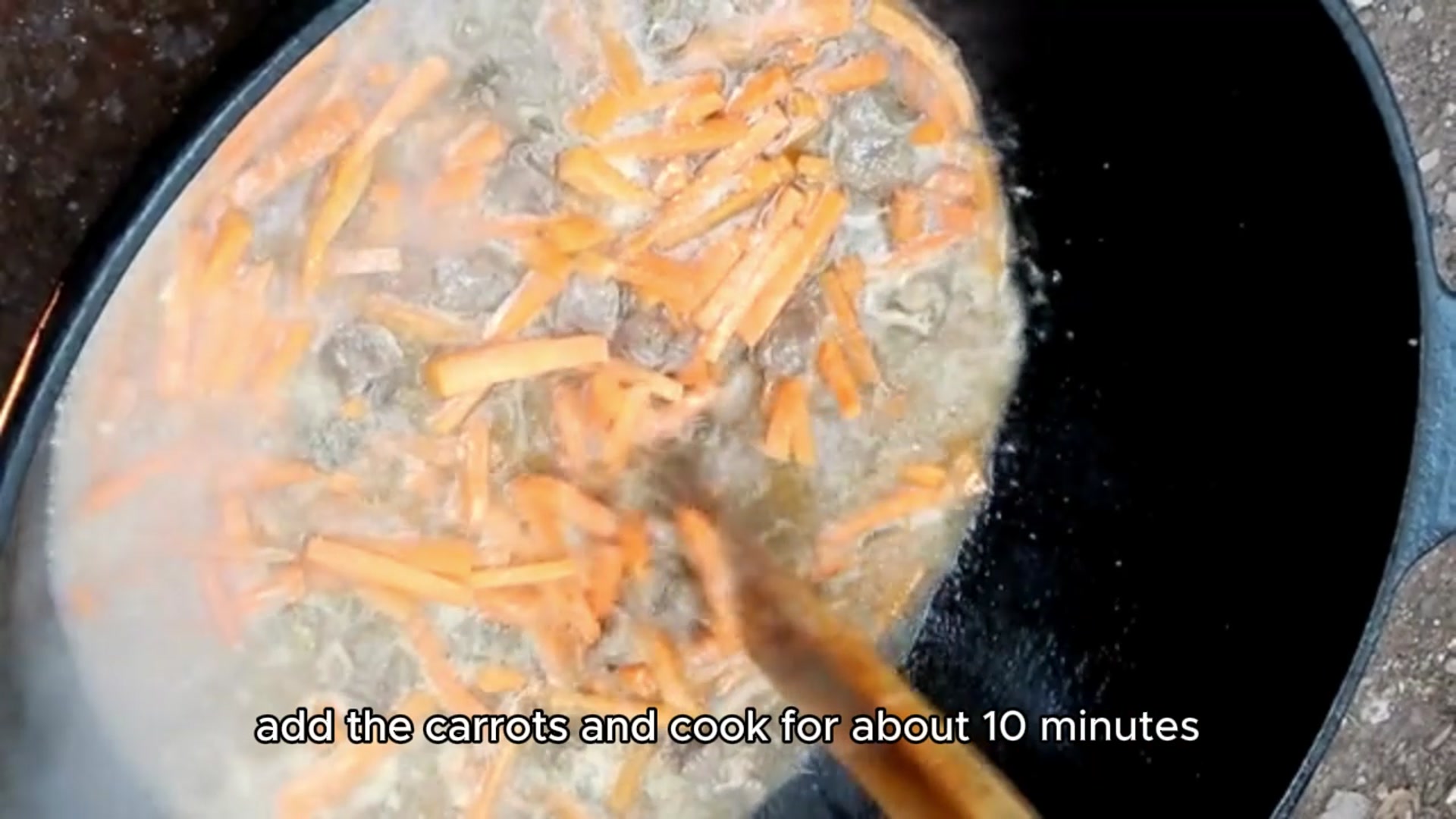 Video thumbnail for glazed carrots recipe